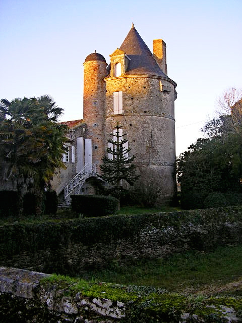 chateau_de_laudardiere